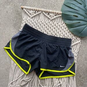 NWT Nike Black Running Shorts Size Medium